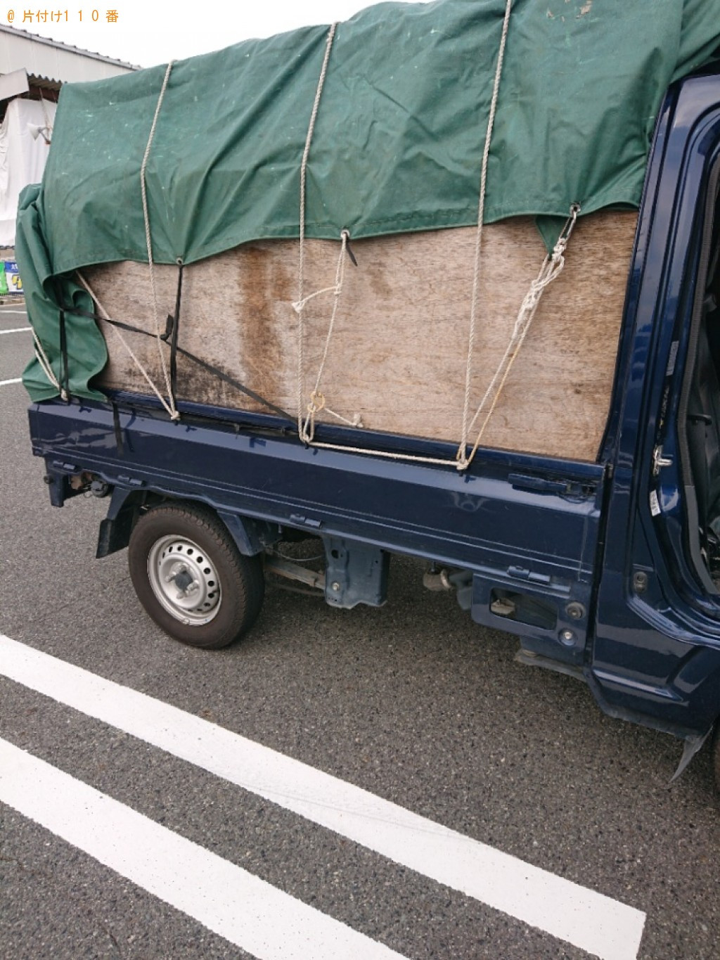 タンス、布団、電子レンジ、トースター、収納ケース、電話等の回収